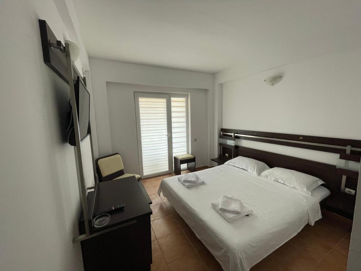 Hotel Dekor Costinesti Esterno foto