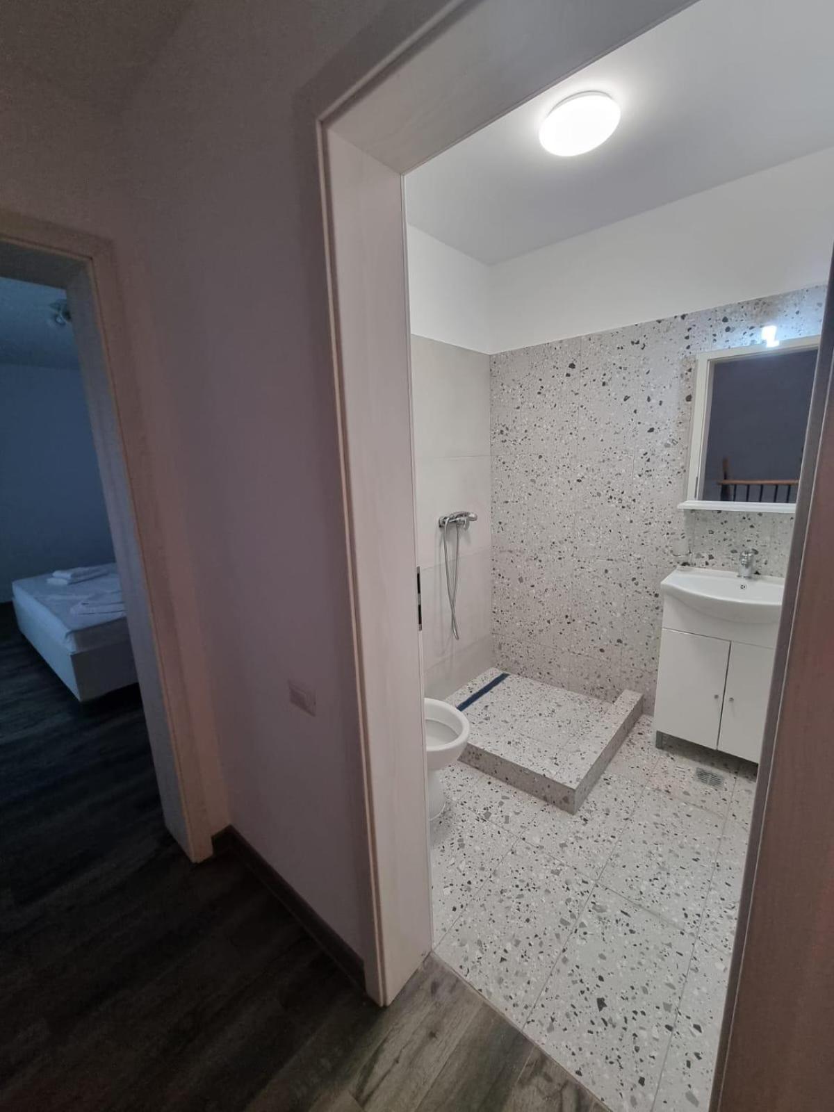 Hotel Dekor Costinesti Esterno foto